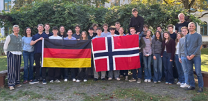Bilde av elever fra Norge og Tyskland
